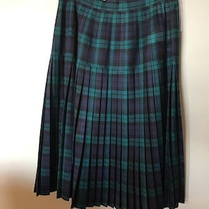 Wool tartan skirt,Black Watch pattern skirt,Highland Dancing, pure wool skirt, Buttoned Tartan pleaded skirt,kilt