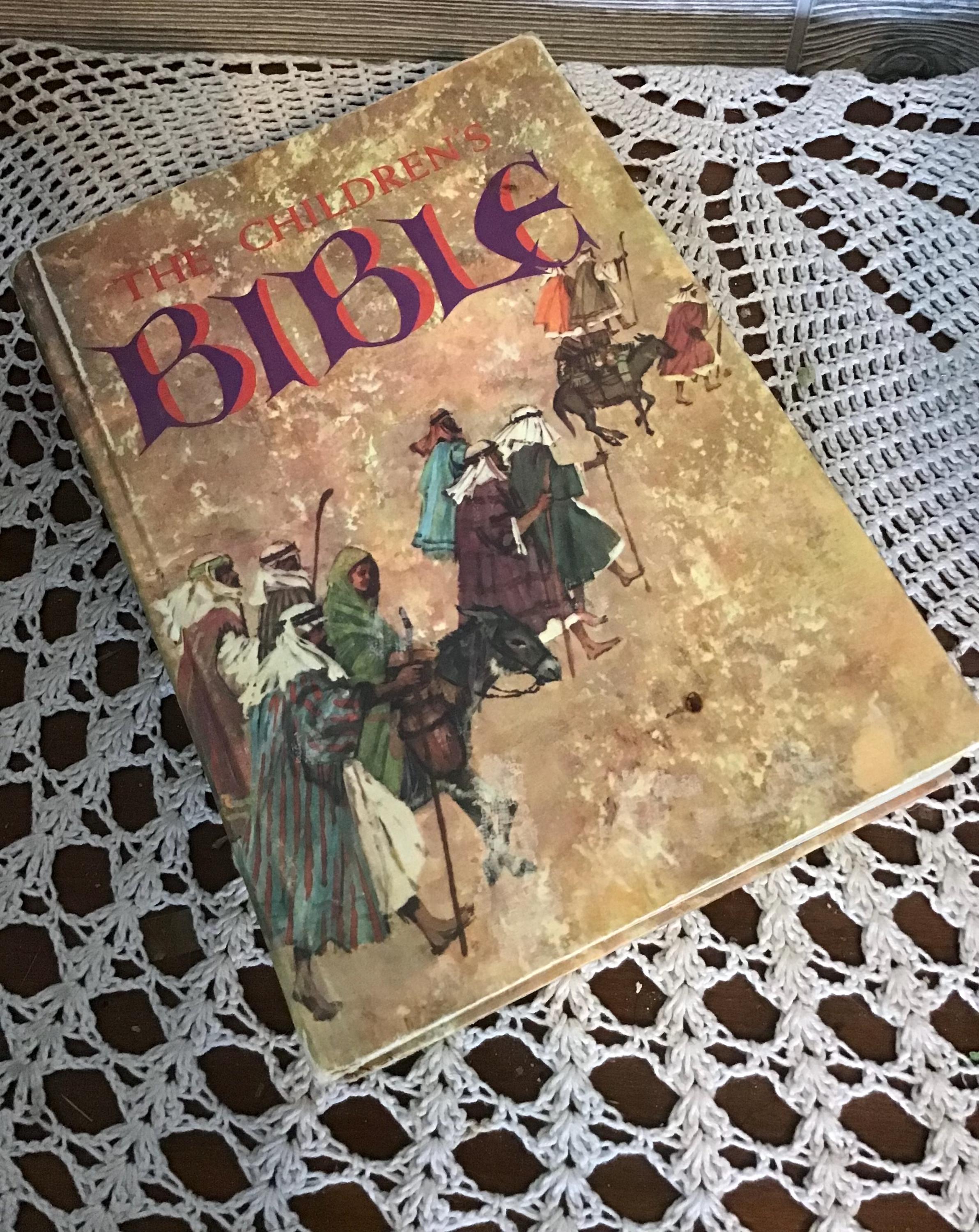 アンティーク!THE CHILDREN'S BIBLE Vintage Children's Bible, Illustrated Biblical Stories, 1965