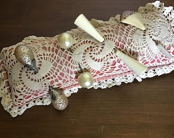 Antique Hat Pins,lot of 4, Art Deco,Faux Pearls,Ivory fan,Cellulite