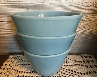 Fire King, Delphine Splash-Proof bowls, set of 3 blue milkglass bowls