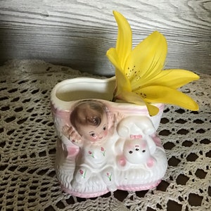 VTG. Baby Booties with Baby and Bear planter,Baby planter,1961 Kitsch Made in Japan,639