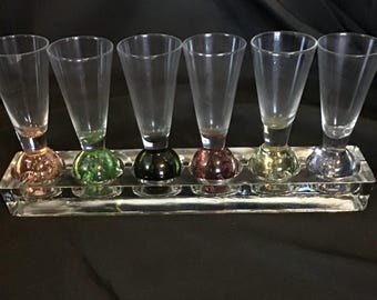 ヴィンテージのバブルベースグラス（トレイ付き）、ショットグラス、リキュールグラス
