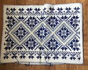 Vintage Hungarian Hand Embroidered Pillow case, Torocko,Transylvania,  royal blue embroidered pillow case