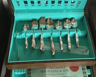 ROGERS BROS Bestick, 8-delat set, "Radiant Lady" mönster, 1957 Bestick