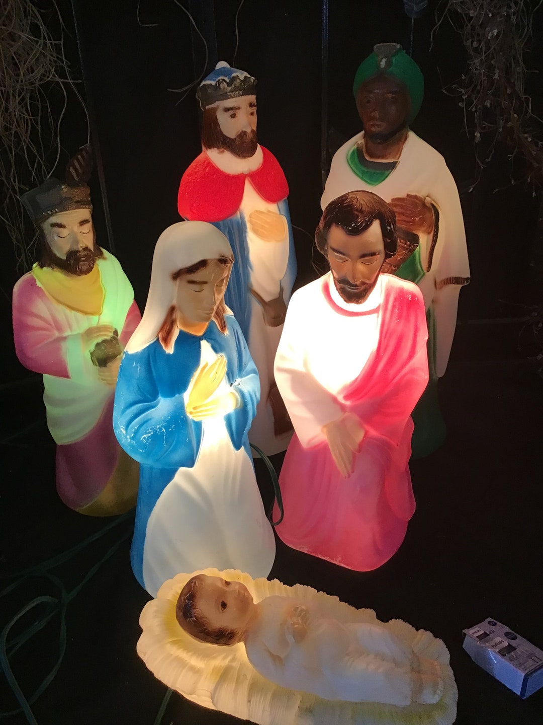 Vintage Empire Nativity Blow Mold Set, 6 Piece Set,mary & Joseph,baby