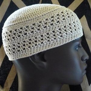 An Eggnog Color Kufi