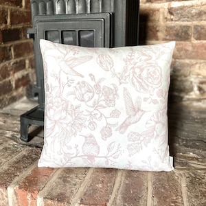 1163. Handmade Soft Pink Hummingbird  100% Cotton Cushion Cover, Various sizes