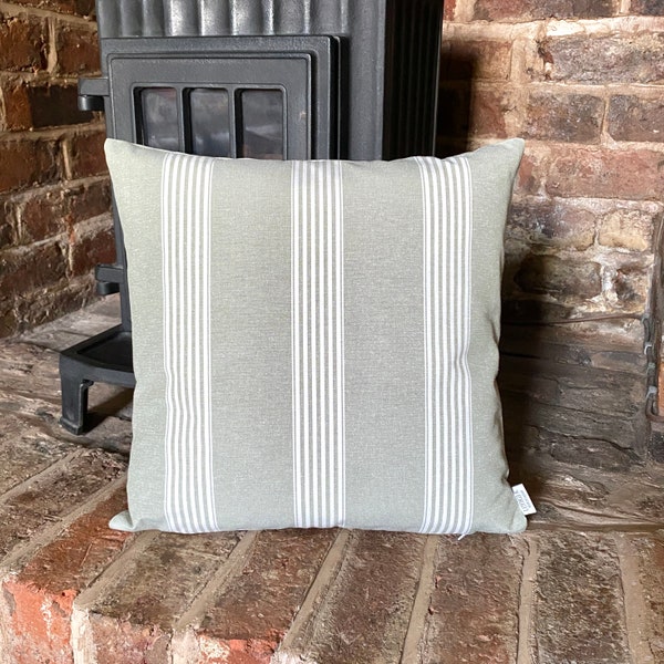 Breeze Rectangle Cushion Cover in Sage main image 1