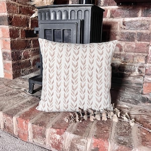 1597. Trailing Leaves Linen Block print Linen blend Cushion Cover