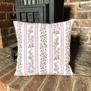 111. Handmade Cottage Roses 100% Cotton Cushion Cover. Various sizes