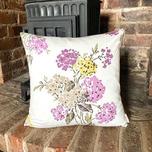390. Ashley Wilde Kew Heather floral 100% Baumwolle Kissenbezug. Verschiedene Größen
