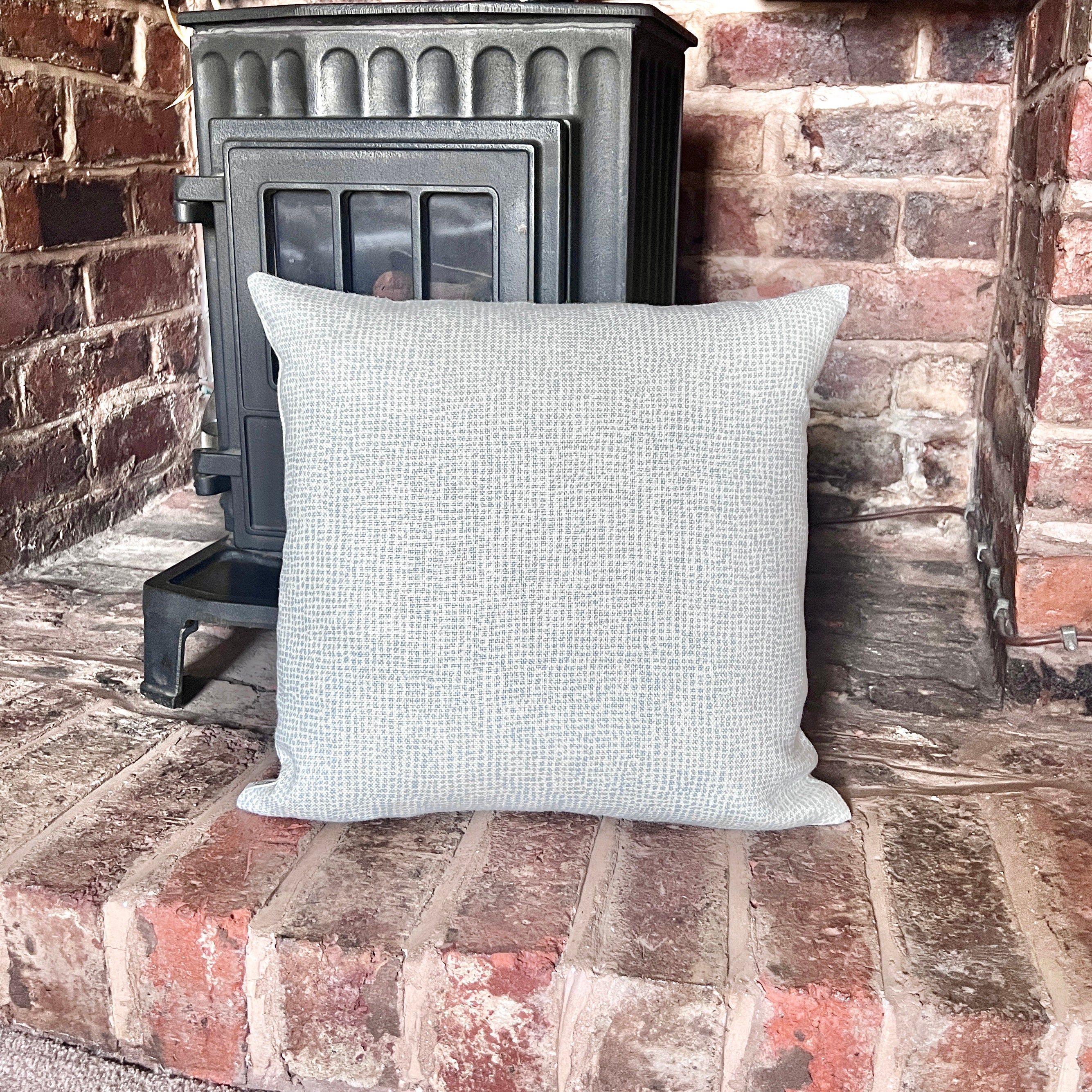 1406. Scatter Dove 100% Linen Cushion Cover. Various Sizes