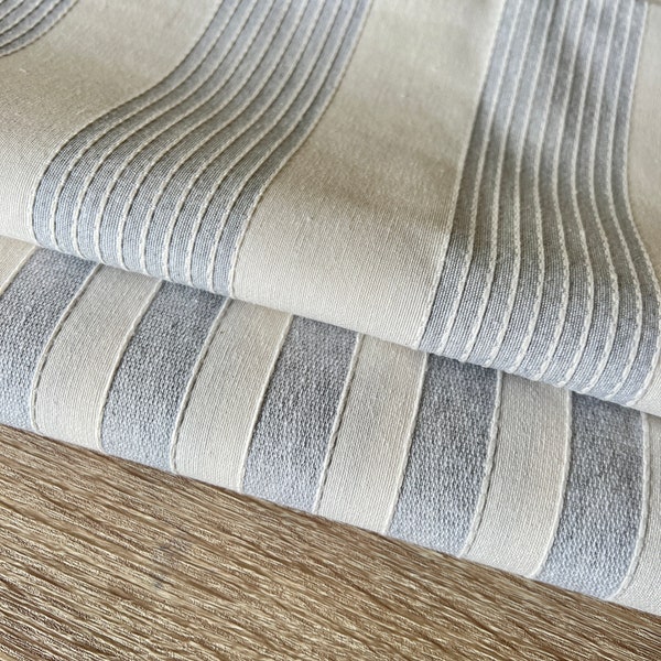 Tissu SOLE RAYA gris STRIPE, double largeur 280 cm/ 110 pouces, prix par 1/2 mètre