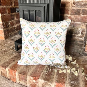 1405. SPRAY DUCK EGG on White, Handmade 100% Cotton Cushion Cover