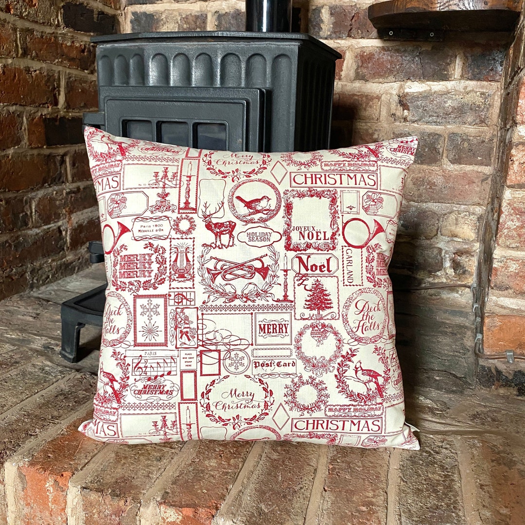 376. Handmade Christmas Red 100% Cotton Cushion Cover