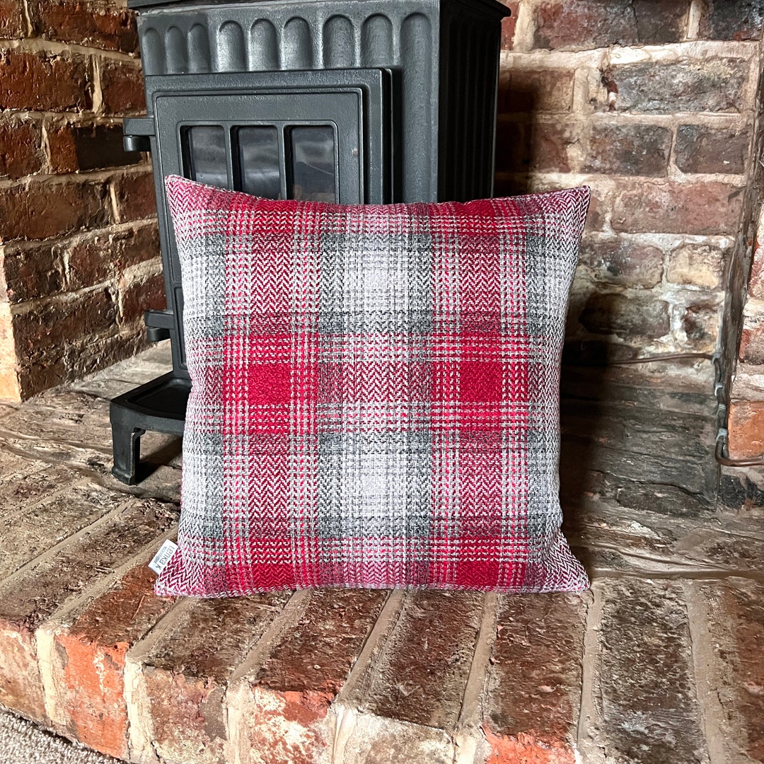 1381. Traditional Red Check Cushion Cover, Various Sizes Etsy UK