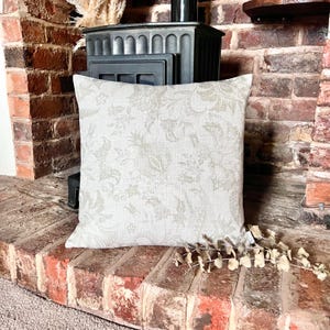 1510. Handmade Green flowers LINEN blend Cushion Cover, Various sizes