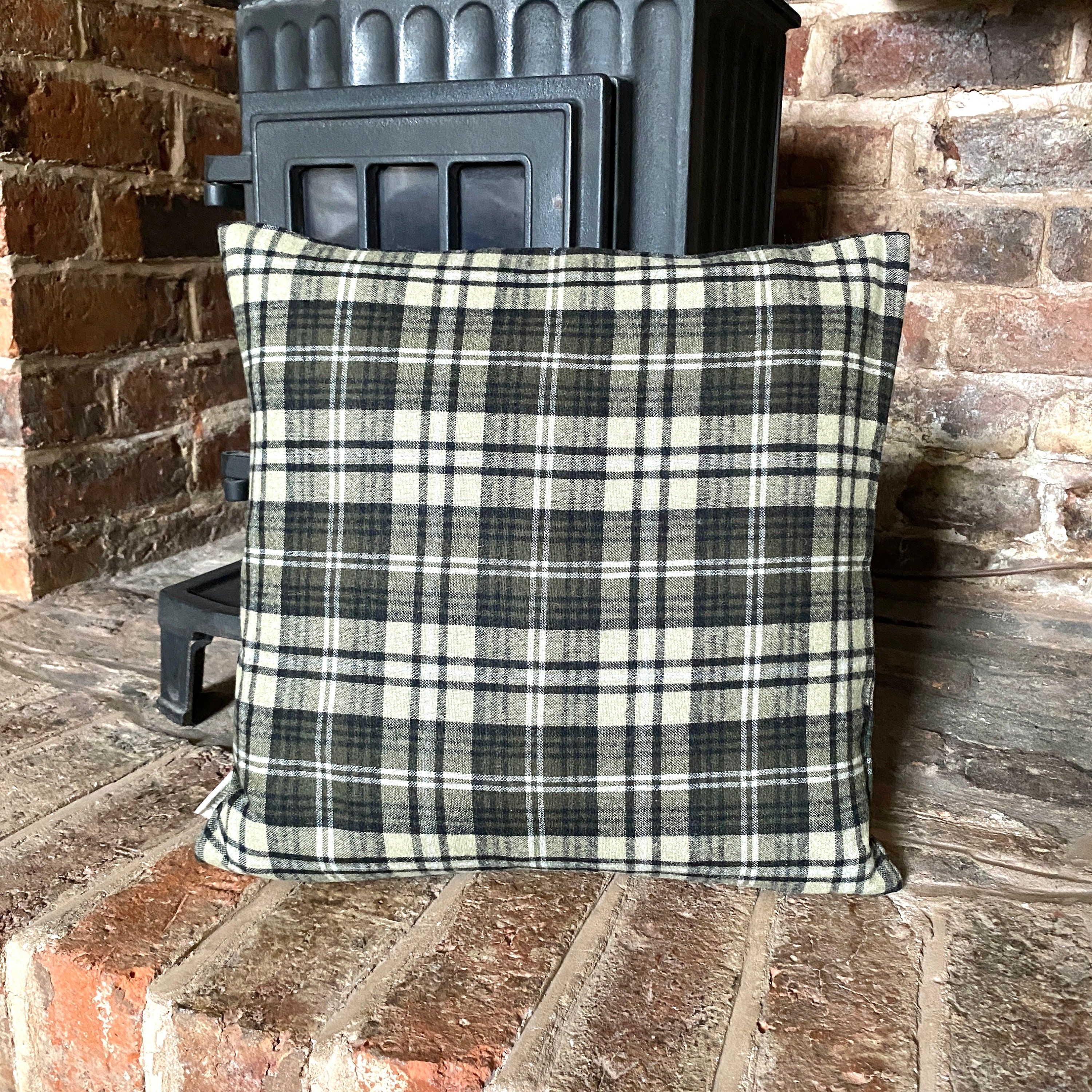 601. ハンドメイドチェックウール混ツイードクッションカバー。各種
