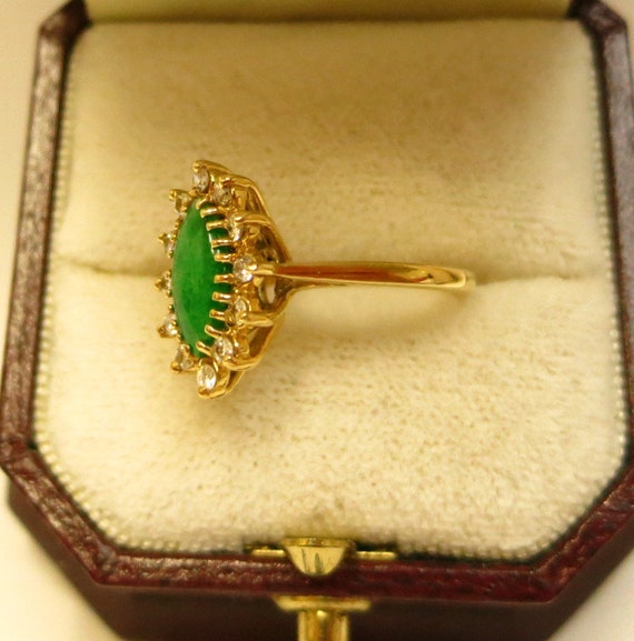 ladies 18k apple green jade ring - image 2