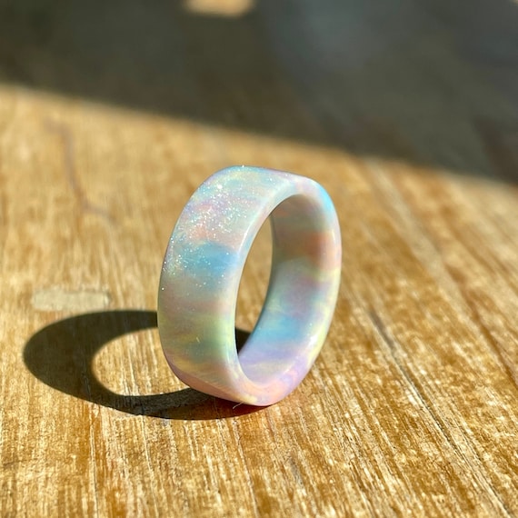 Resin diamond ring deals