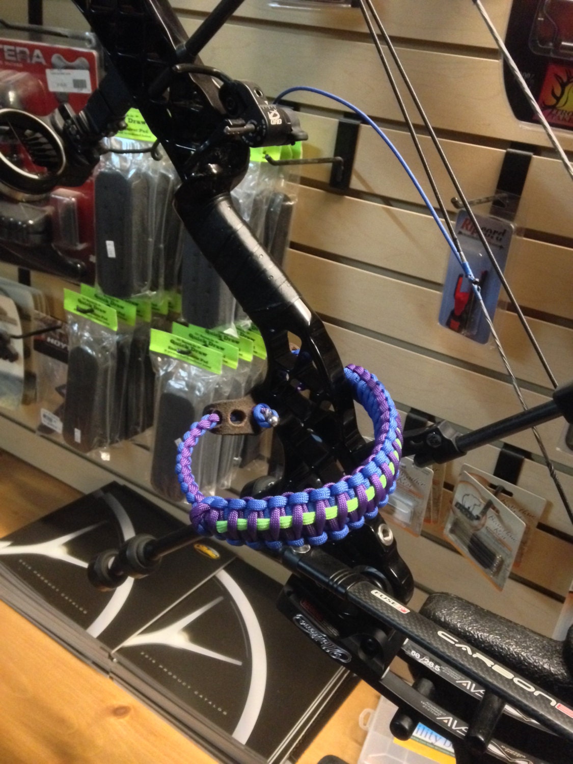 Hoyt Compound Bows for sale Only 4 left at 75