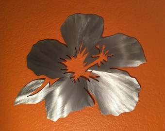 Hawaiian Hibiscus Flower Metal Wall Art Hawaii Tropical Artwork Maui Honolulu Outside Patio Decor Vacation Birthday Anniversary Gift Idea