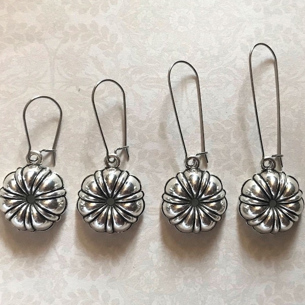 Bundt Cake Pan Baker’s Earrings with Stainless Steel Hypoallergenic Kidney Ear Wires - Your Choice of 4 Lengths - Bakery Pastry Chef Gift