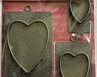 Spellbinders® MB2-006S Media Mixage Hearts Two - Dark Antique Silver Tone Pendants Bezels - Pack of 3