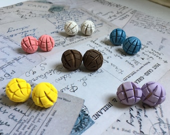 Conchita stud earrings