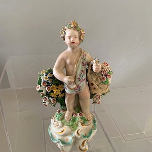 A beautiful English antique classical figurine