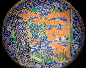 A stunning Japanese vintage charger