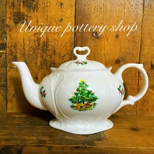 An English vintage, Staffordshire tea pot