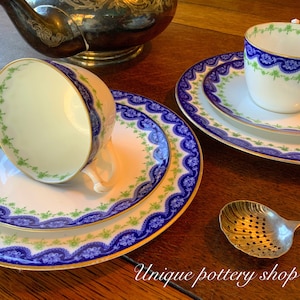 A gorgeous pair of 20th c Worcester trios