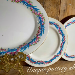 A stunning 19th cRoyal Worcester dessert set for 4