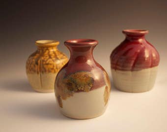 Red or Hobbit Brown Small Table Top Vases