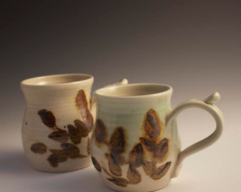 Earthenware Coffee Mug with Nature Design and thumb rest