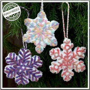 Winter&#39;s First Frolic Punch Needle Pattern & Fabric