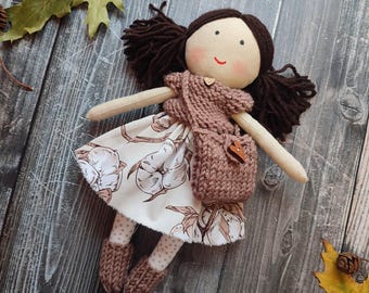 Rag doll girl with removable clothes Toddler fabric doll with skirt, knitted top, socks and bag Textile doll play set