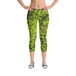 Polynesian Island Goddess with Heart Running Costume Capri Leggings