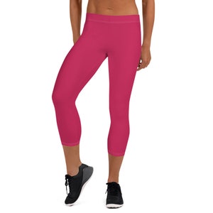 Magical Rooster Costume Running Capri Leggings