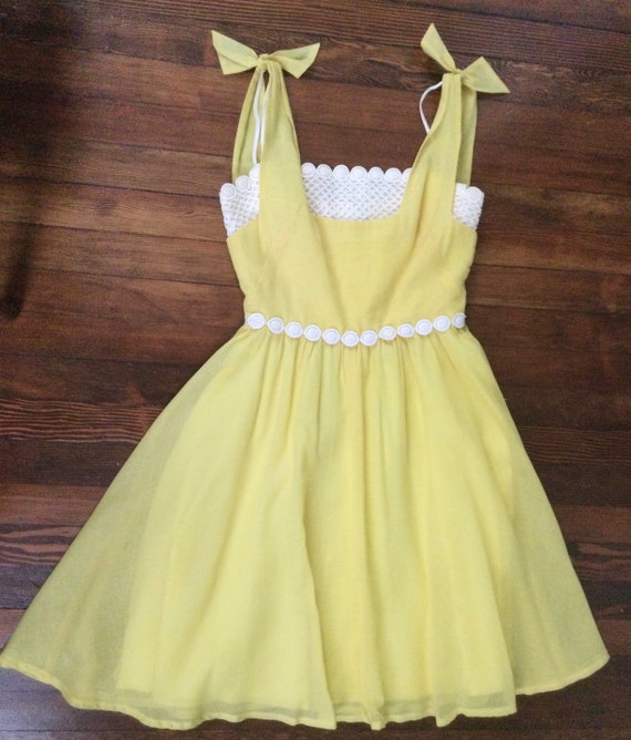 Yellow EMMA DOMB Crochet 1960’s Dress - Yellow Tie