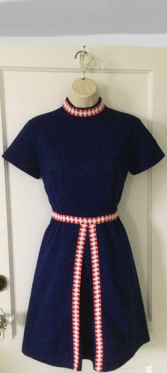 Navy-Blue Short Sleeve 1960’s Vintage Mod Dress -… - image 10