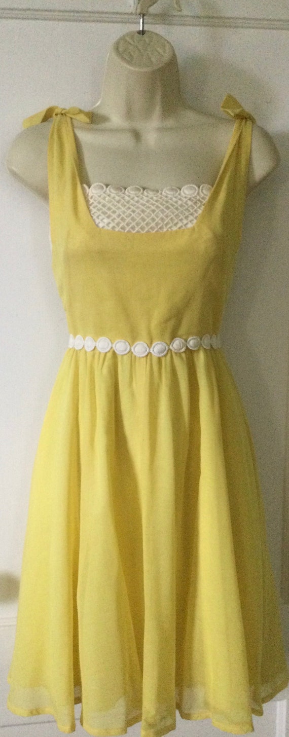 Yellow EMMA DOMB Crochet 1960’s Dress - Yellow Ti… - image 8