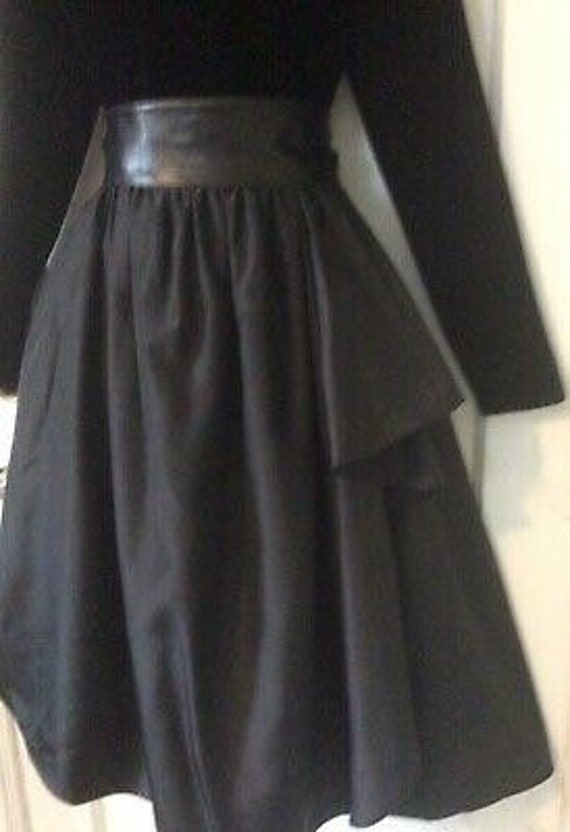 Bill Blass Vintage Dress - Black Velvet/Taffeta L… - image 5