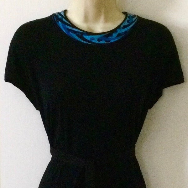 AVERARADO BESSI Black/Blue Floral Trim Dress - Black/Blue Floral/Swirl Trim Silk 1980’s Vintage Cap Sleeve Dress by Averardo Bessi