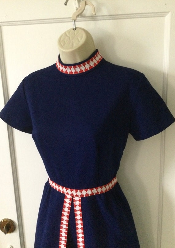 Navy-Blue Short Sleeve 1960’s Vintage Mod Dress -… - image 4