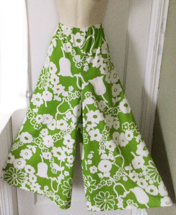 Green/White Floral Cotton 1970’s Vintage Wide-Leg… - image 6