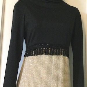 Colorblock 1970’s Vintage Dress by SIDNEYS - Black/Khaki Colorblock 1970’s Vintage Knit Long Sleeve Fringed Maxi Dress by SIDNEYS