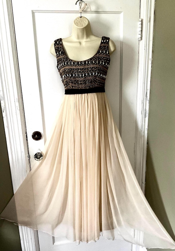 green emerald velvet dress LONG METALLIC CHIFFON DRESS  Lord & Taylor