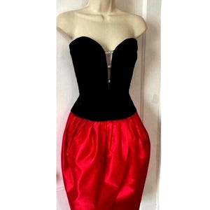 VICKY TIEL Colorblock Vintage Strapless Corset Dress -  Black/Red Colorblock Velvet/Silk 1980’s Vintage Strapless Vicky Tiel Cocktail Dress